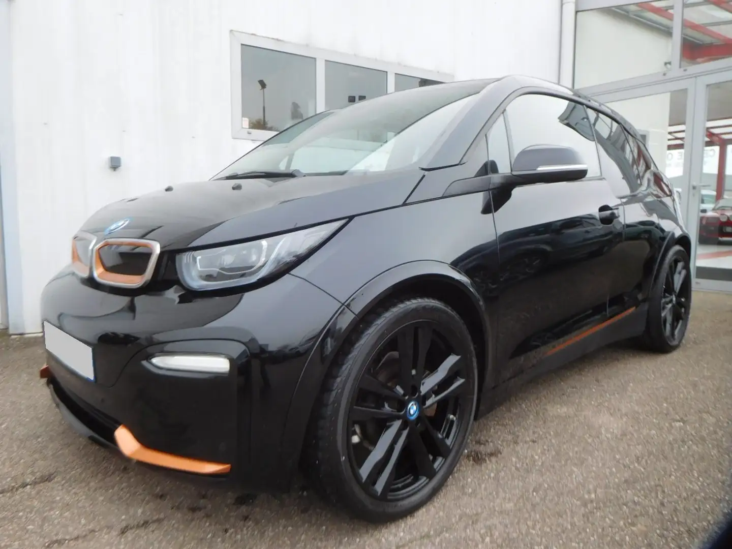 BMW i3 i3s 184 Roadstyle Edition Schwarz - 1