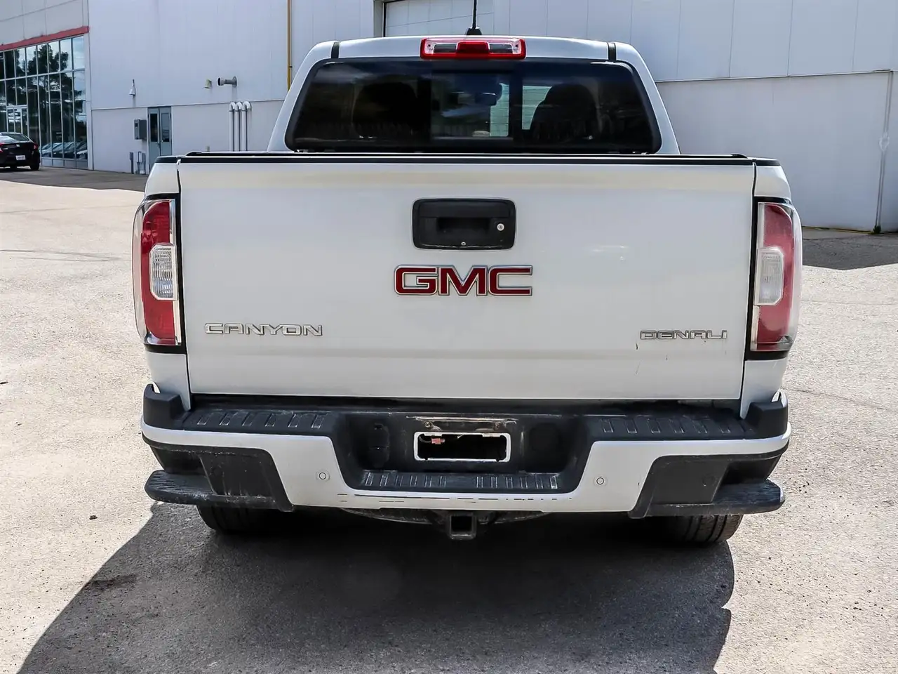GMC Canyon снимка GMC Canyon