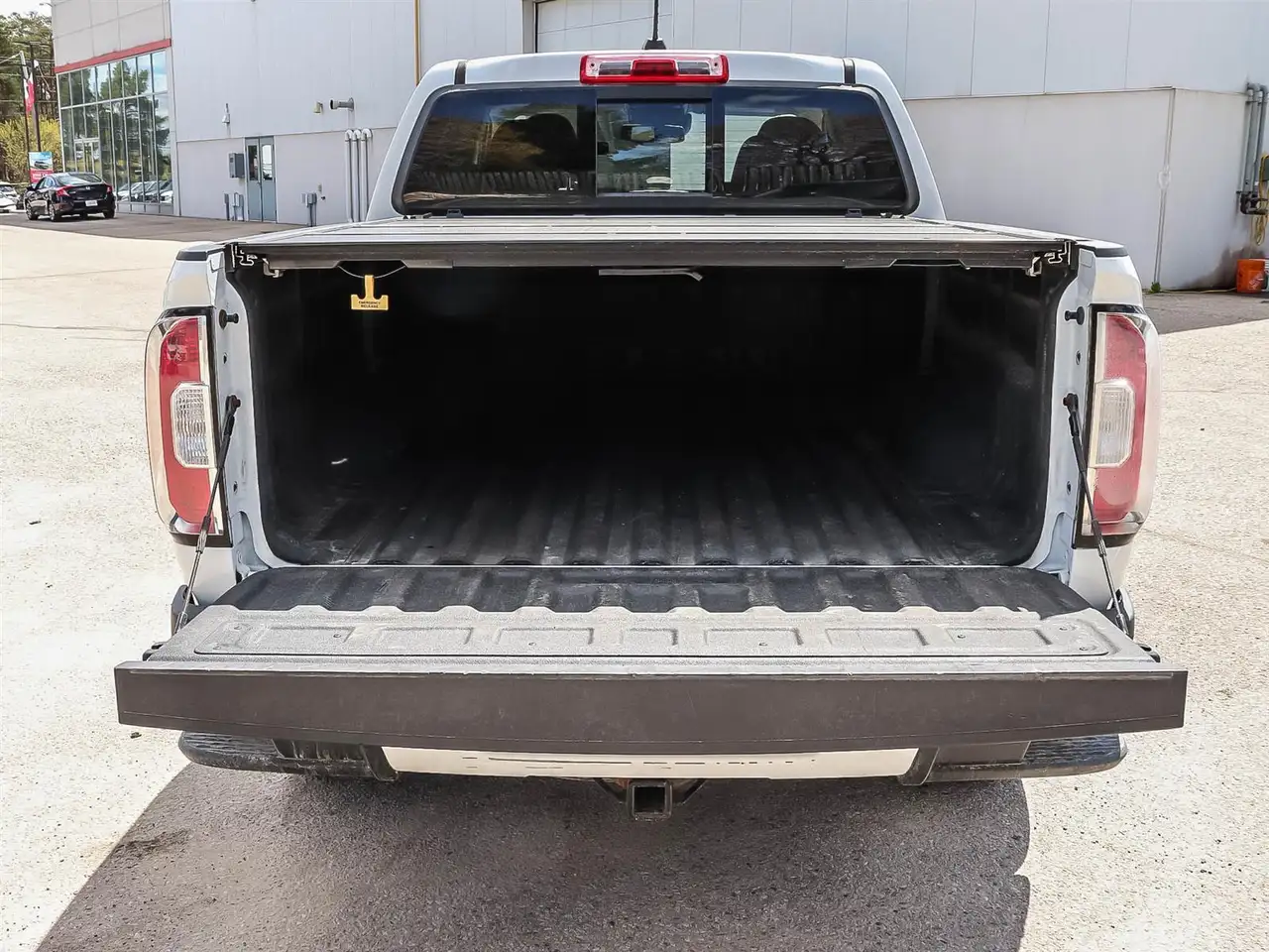 GMC Canyon снимка GMC Canyon