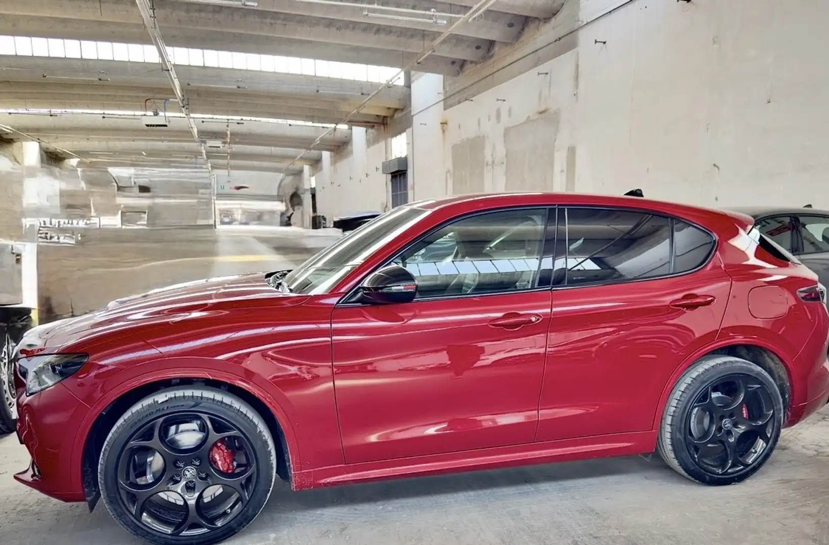 Alfa Romeo Stelvio 2.2 Tributo Italiano Q4 210cv auto Rojo - 2