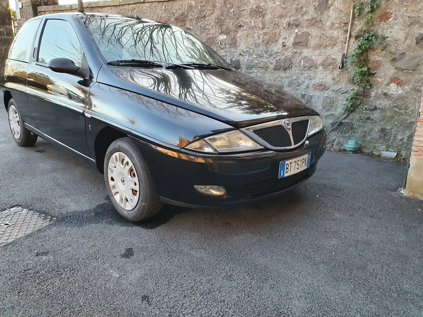 Lancia Y 1.2 LS Nero - 2