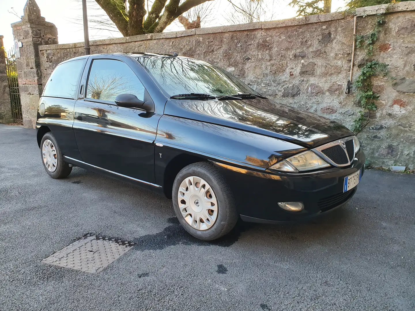 Lancia Y 1.2 LS Nero - 1