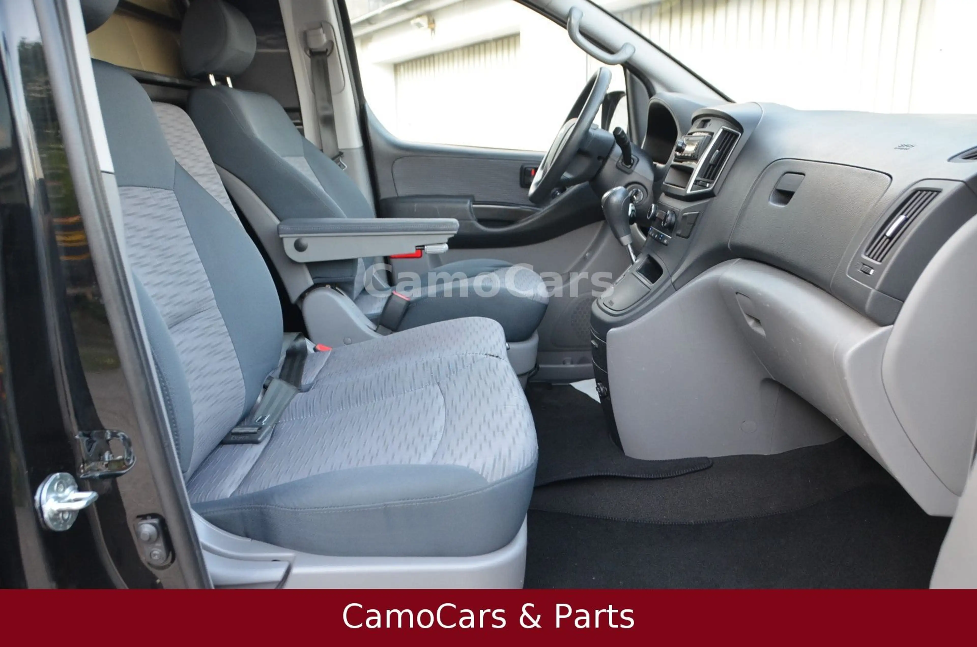 Hyundai H-1 Kasten Granf Startex Klima AHK Sortimo — photo 13