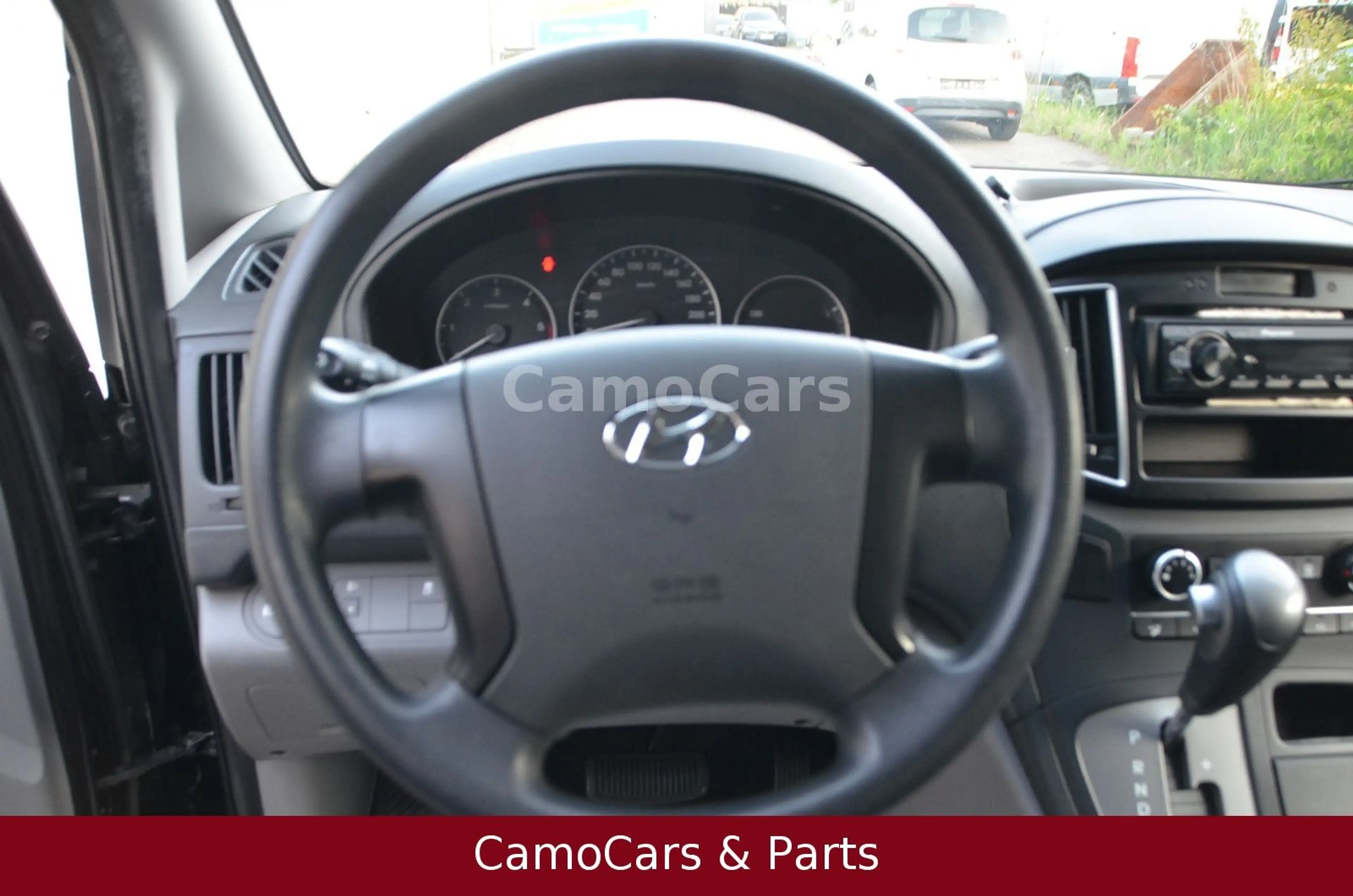 Hyundai H-1 Kasten Granf Startex Klima AHK Sortimo — photo 9