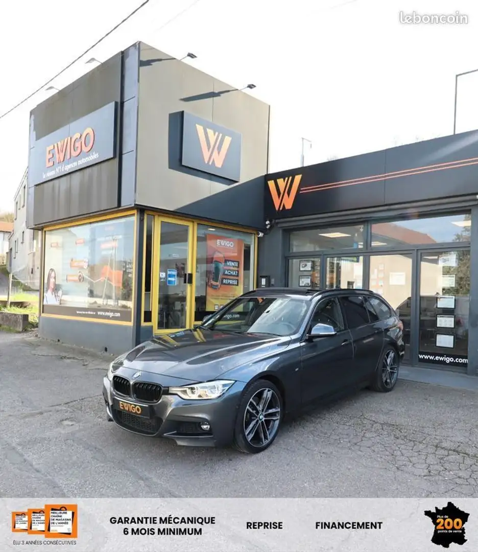 BMW 330 Touring vi (f31) ph2 330da xdrive 258 ch pack m %2B attelage toit ouvrant sieges chauffants Schwarz - 1
