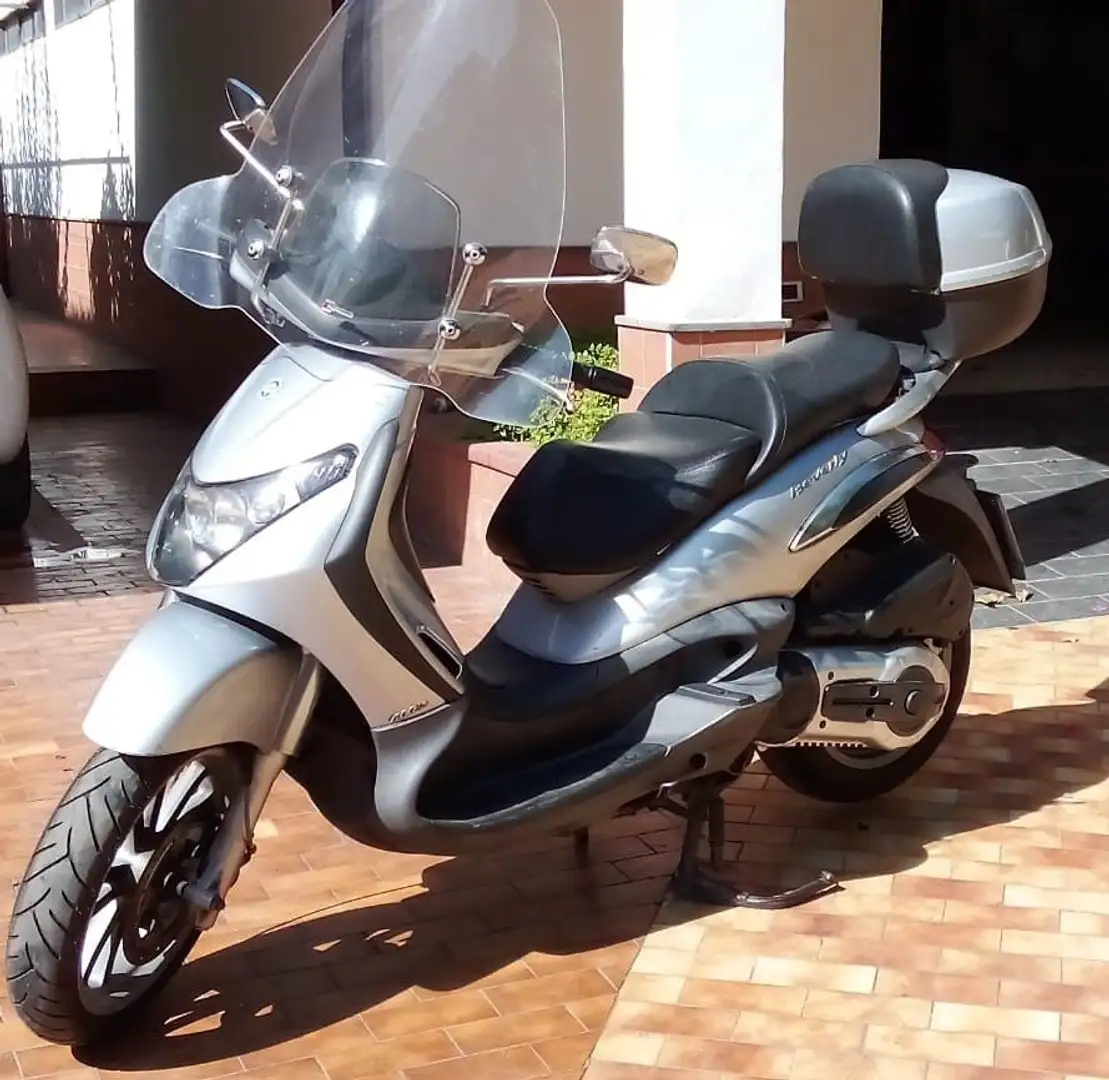 Piaggio Beverly 400 Argent - 1