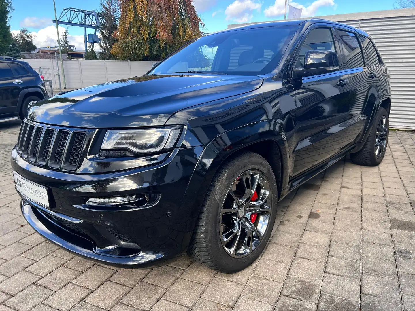 Jeep Grand Cherokee 6.4 V8 HEMI SRT 8 20Zoll Schwarz - 1