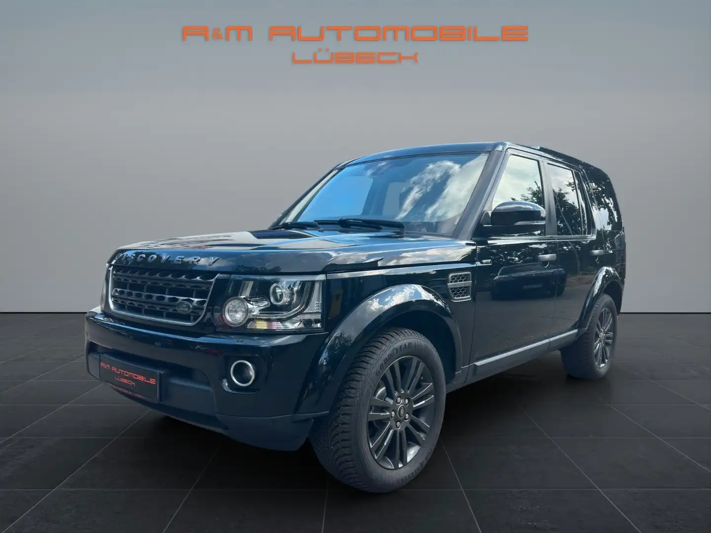 Land Rover Discovery 4 SDV6 Graphite Black - 1