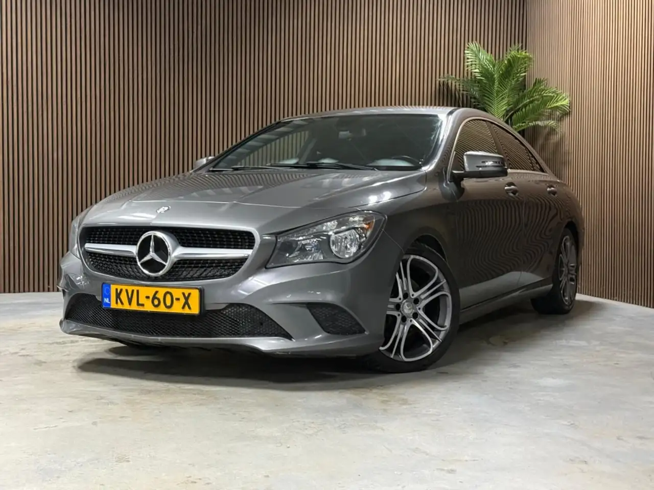 Mercedes-Benz CLA 200
