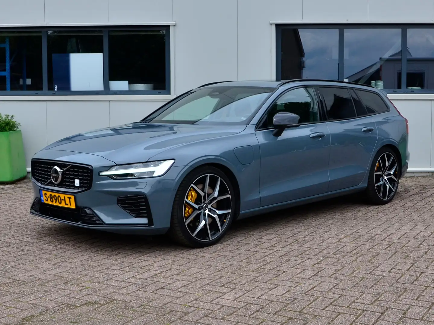 Volvo V60 V60 2.0 T8 AWD Polestar Engineered Gris - 1