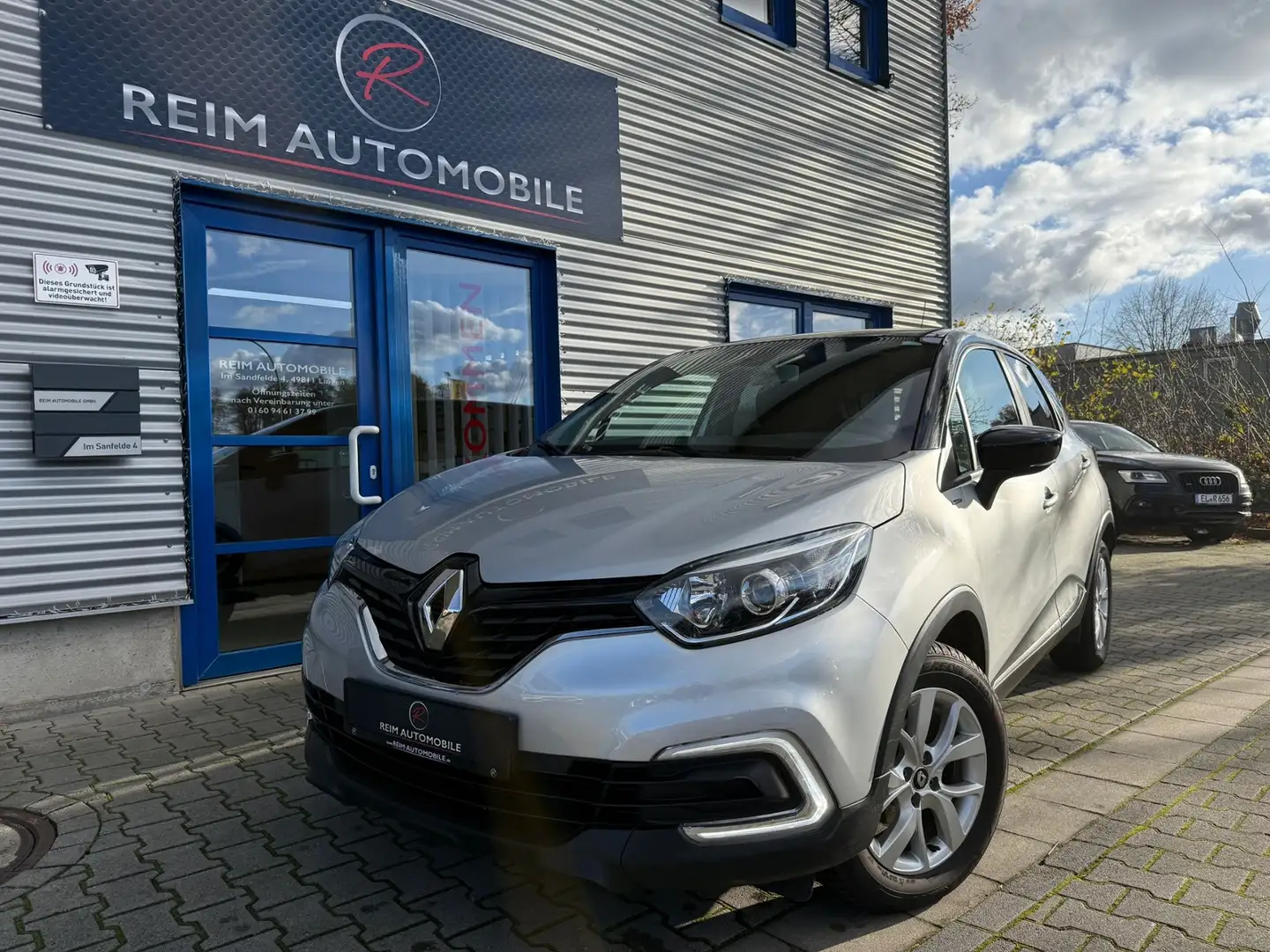 Renault Captur Limited TCe90 *NAVI*KLIMAAUTOMATIK*ALU* Argent - 1