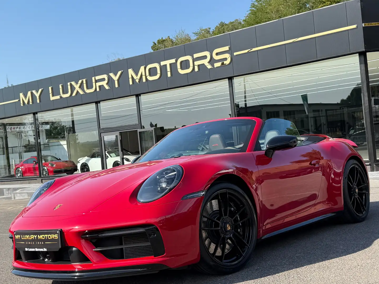 PORSCHE 911