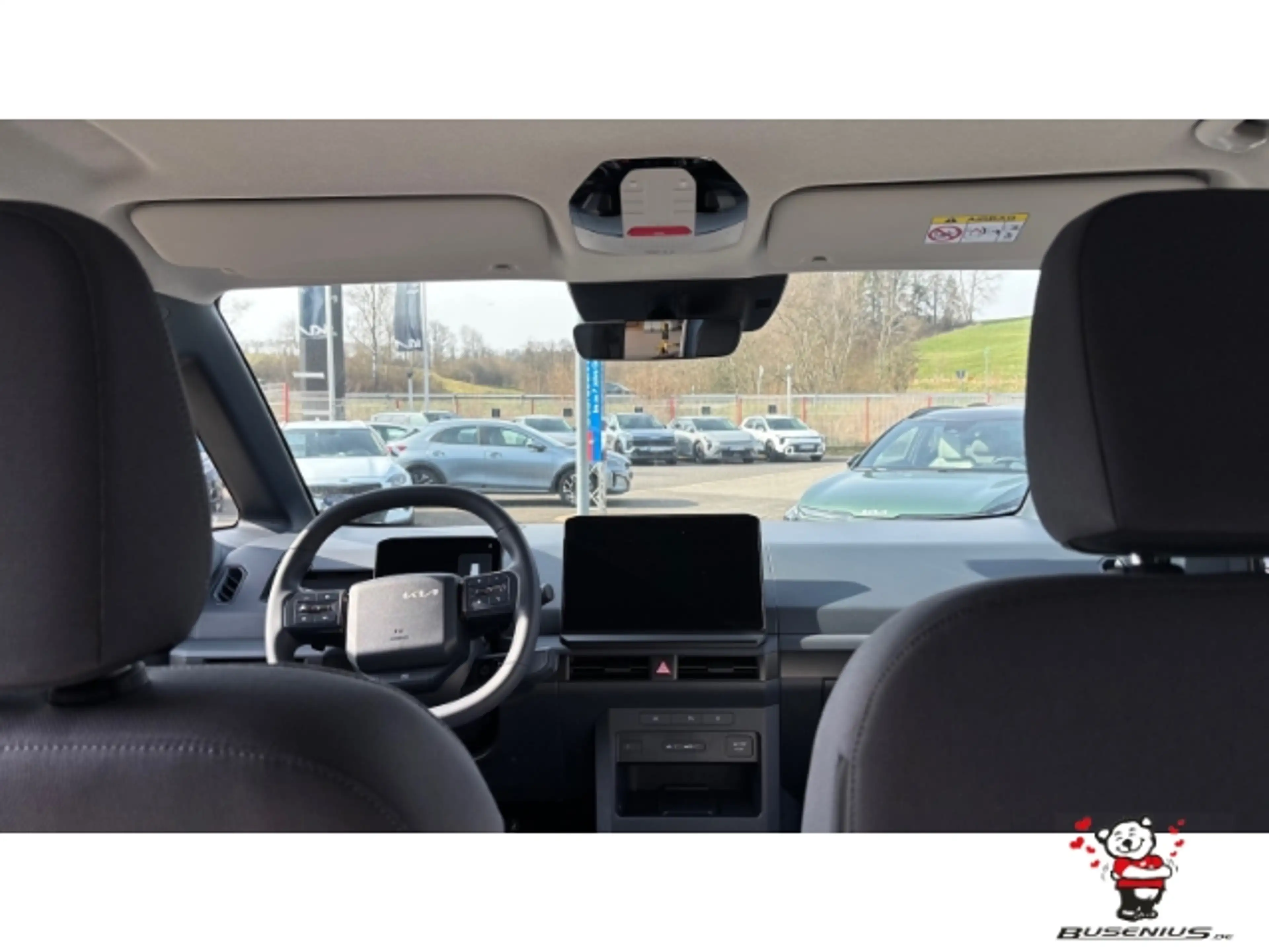 Kia PV5 Passenger Passenger 71.2 kWh Plus +WP+AW+Navi+SHZ+LED — photo 9
