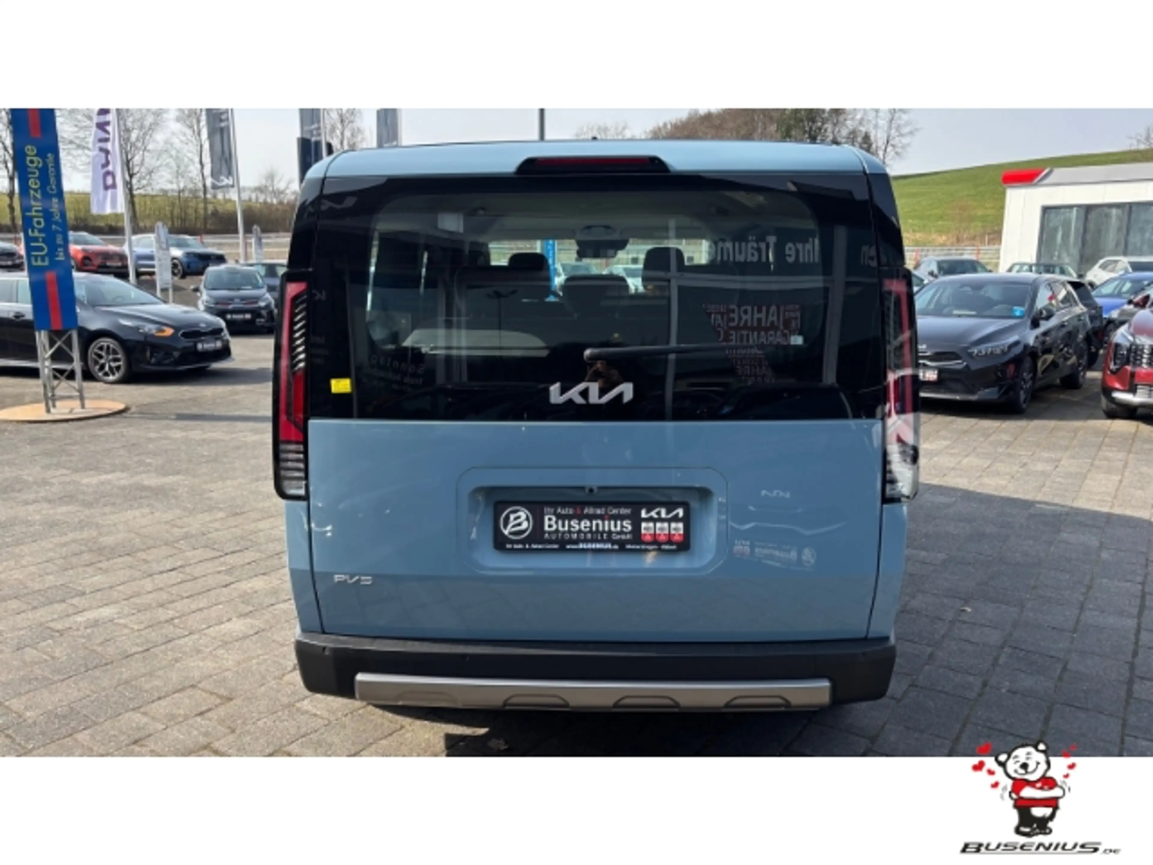 Kia PV5 Passenger Passenger 71.2 kWh Plus +WP+AW+Navi+SHZ+LED — photo 4