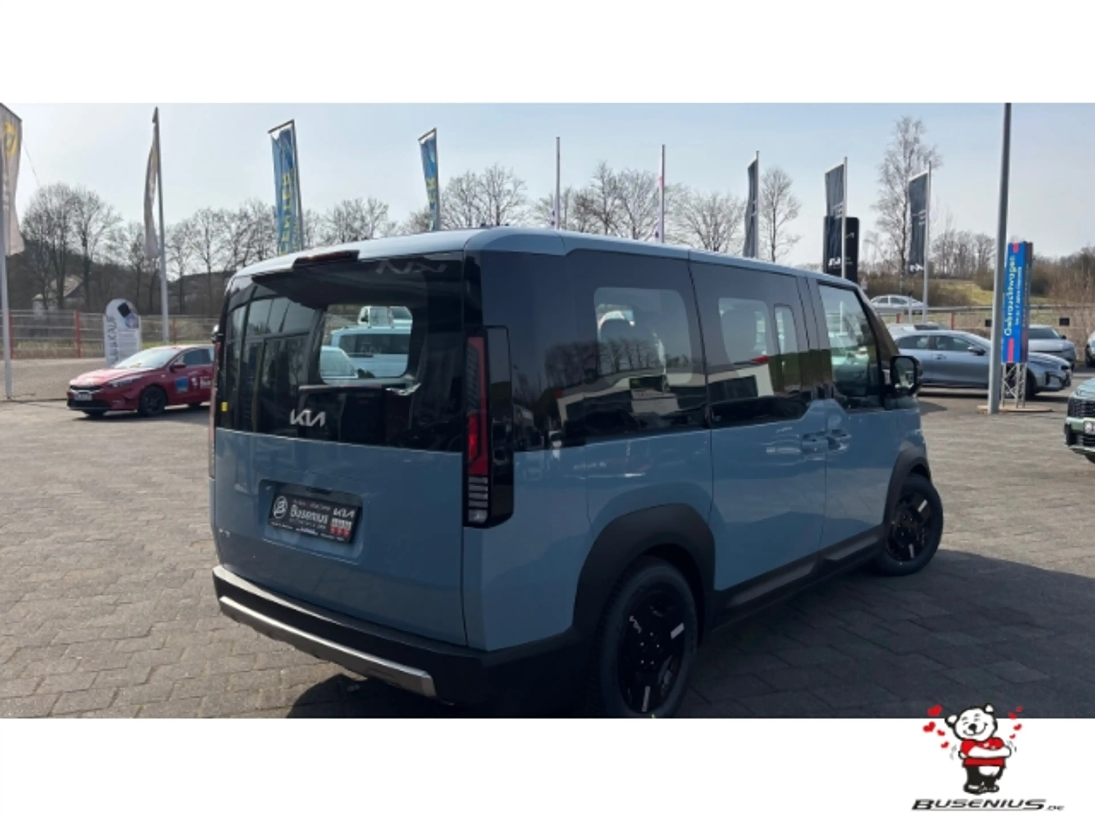 Kia PV5 Passenger Passenger 71.2 kWh Plus +WP+AW+Navi+SHZ+LED — photo 3