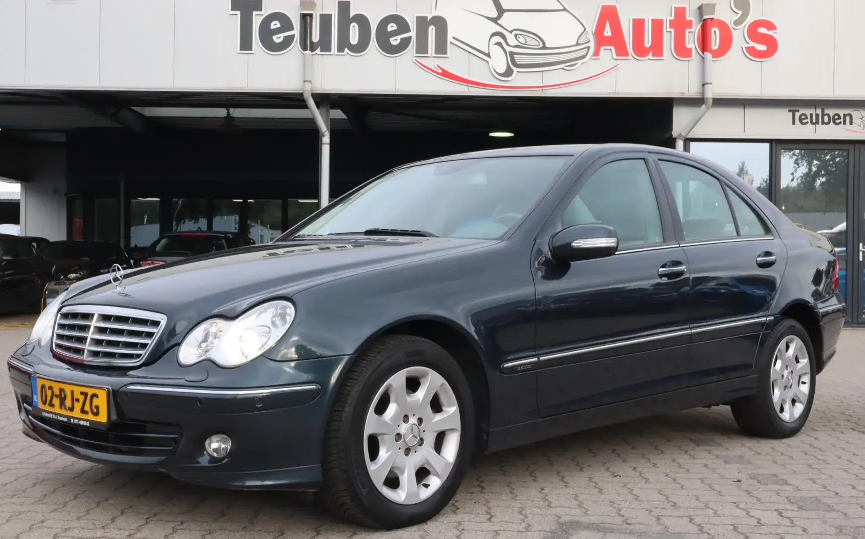Mercedes-Benz C 240 Elegance | Trekhaak | Cruise control | Stoelverwar Schwarz - 1