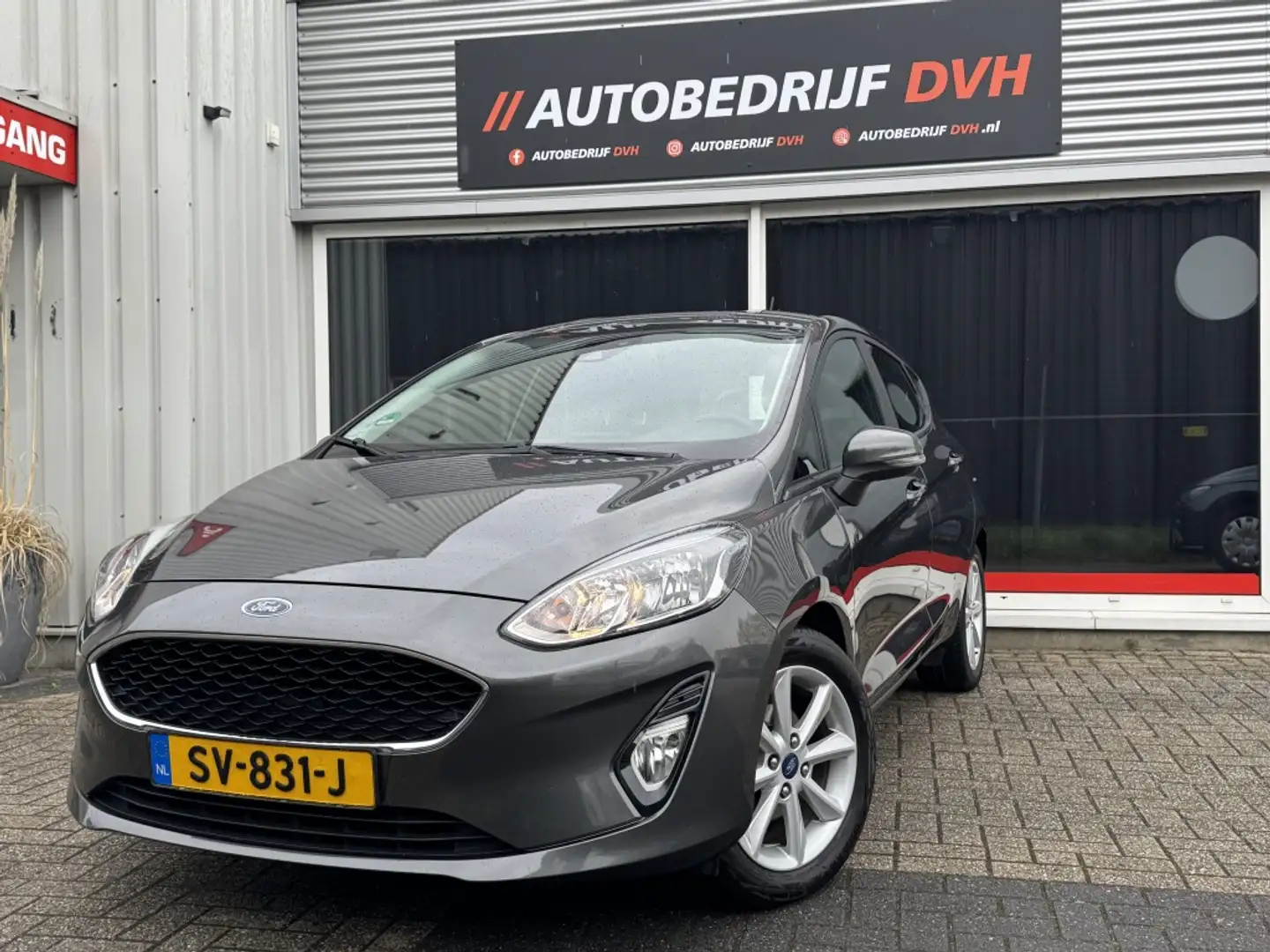 Ford Fiesta 1.1 Trend | TREKHAAK | PARKEERSENS. | NAP | CRUISE Gris - 1