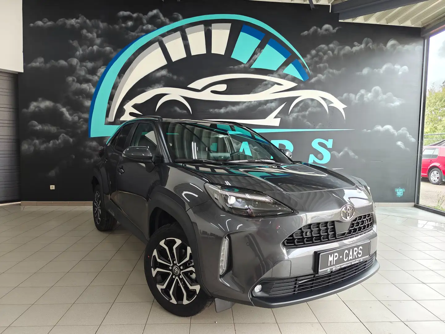 Toyota Yaris Cross 1.5i VVT-i Hybride full option 2025 Grau - 1