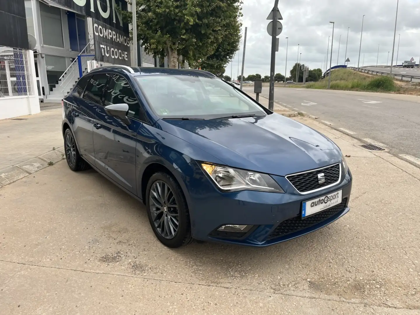SEAT Leon ST 2.0TDI CR S&S Style Azul - 2