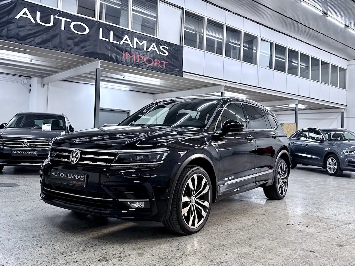 Volkswagen Tiguan Allspace 2.0TDI R-Line 4Motion DSG 147kW Negro - 1
