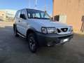 Nissan Terrano 2.7 TD Comfort Weiß - thumbnail 3