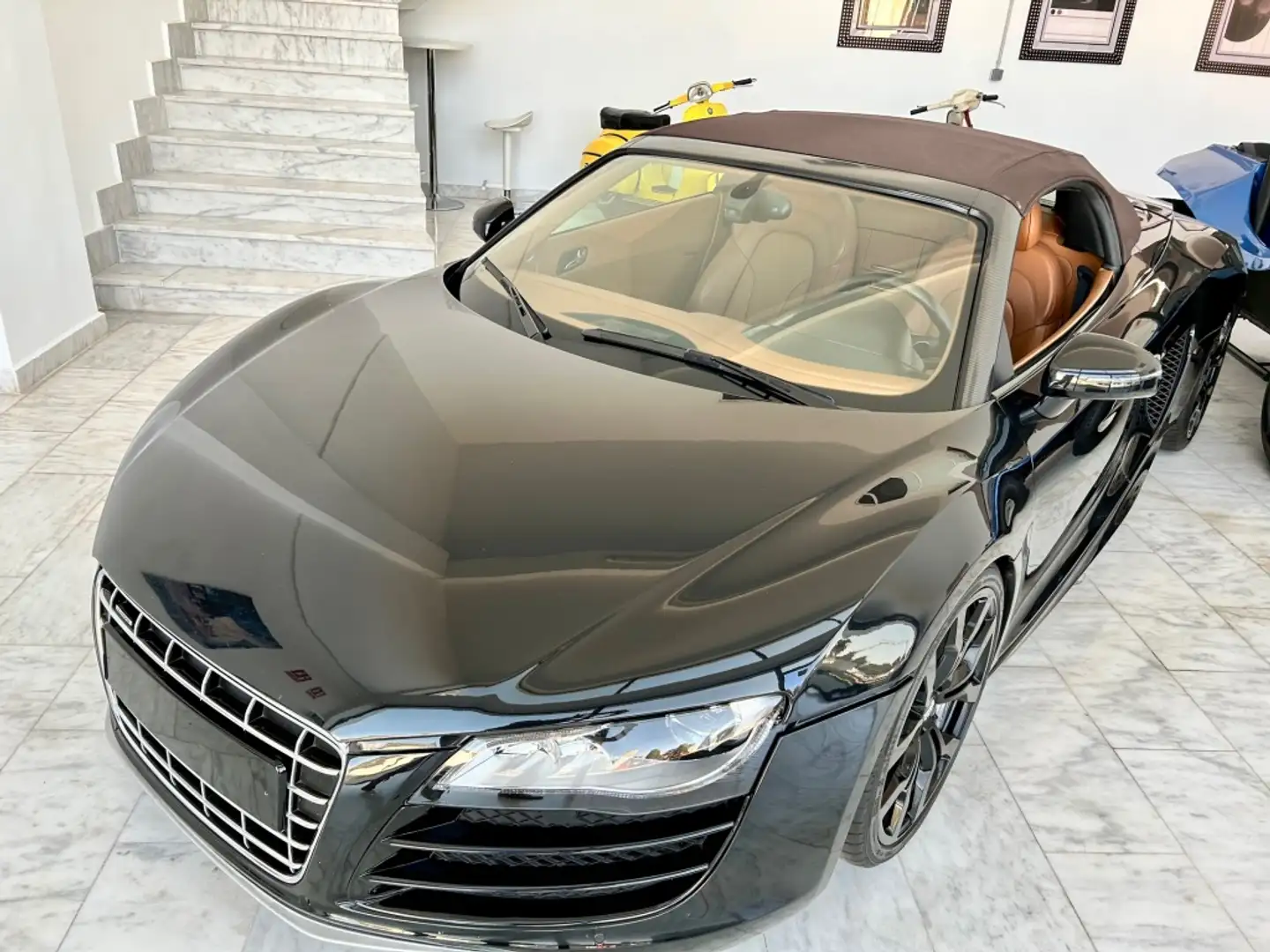 Audi R8 Spyder 5.2 FSI quattro R tronic Black - 2