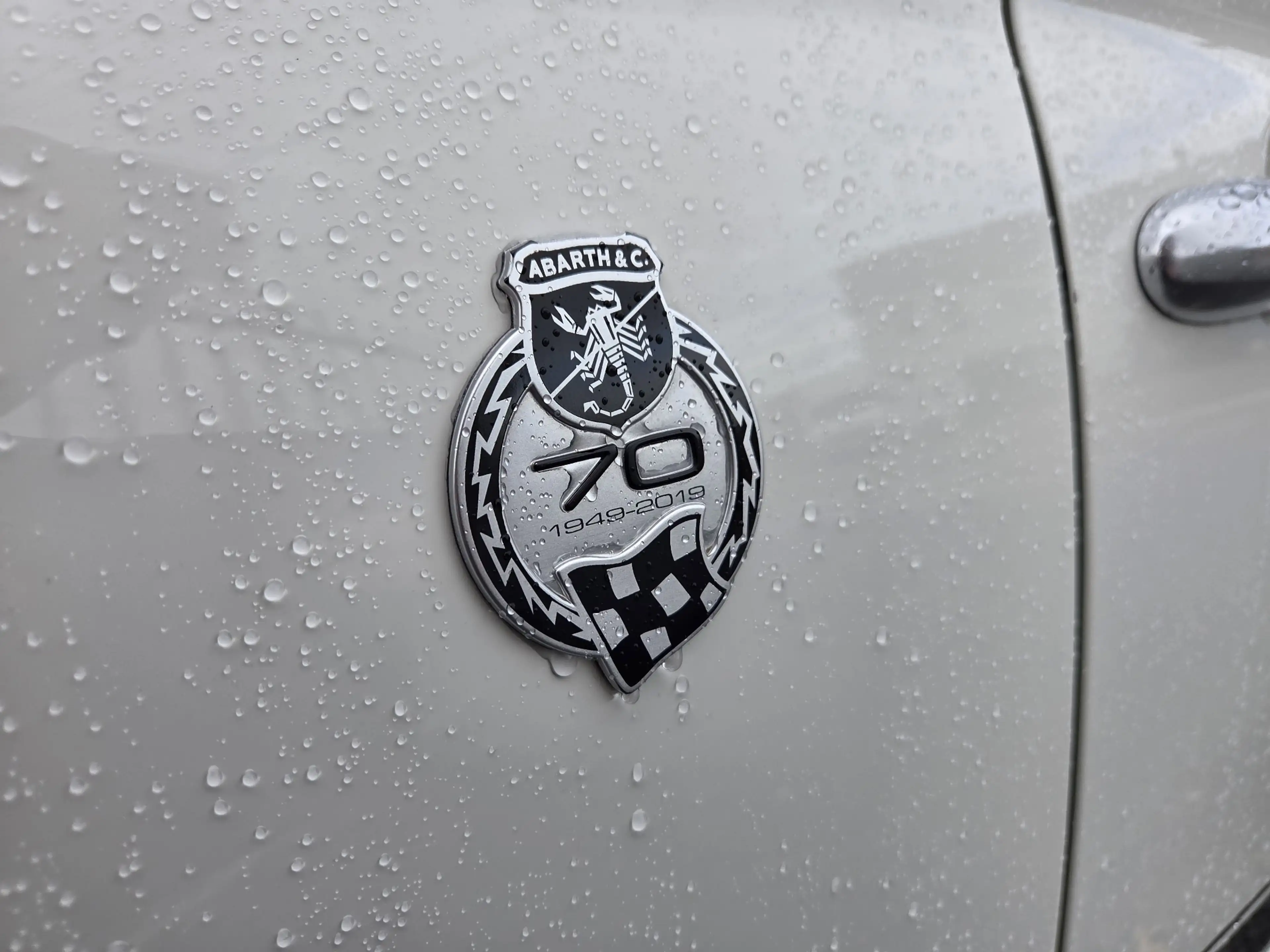 Fiat 500 Abarth 1.4i☆595 TURISMO☆1JOMNIGARANT☆NAV☆DAB☆LEDER☆SPORT — photo 6