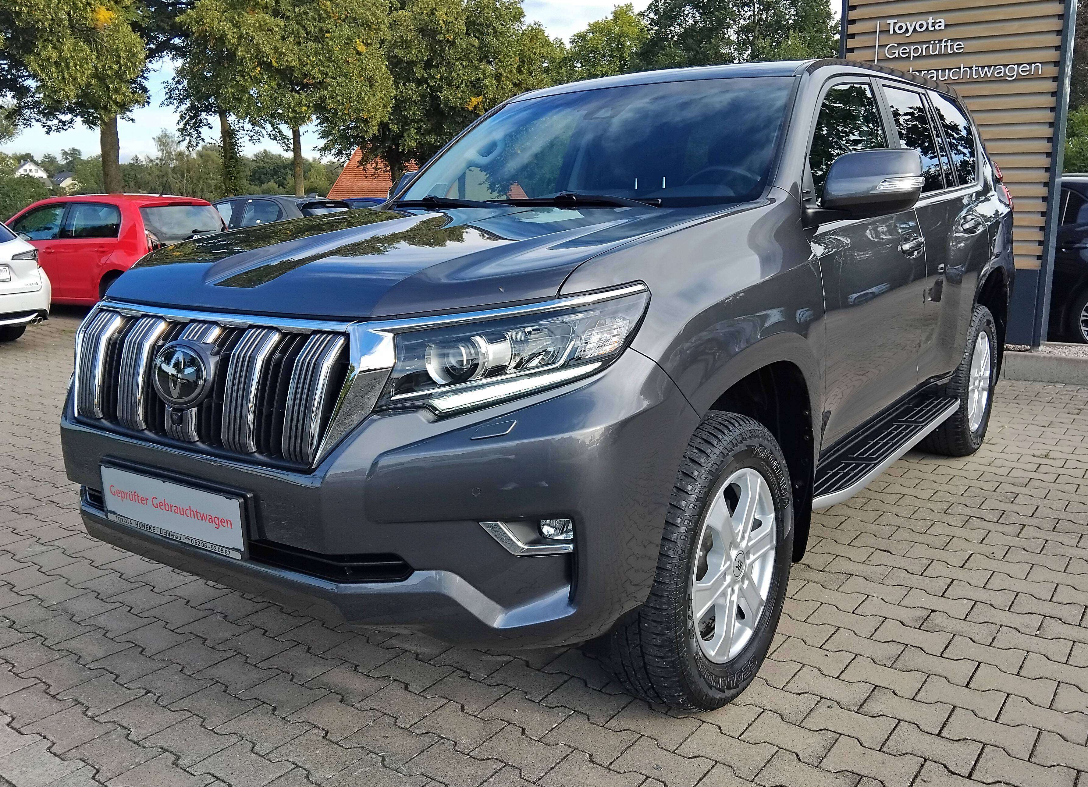 Toyota Land Cruiser