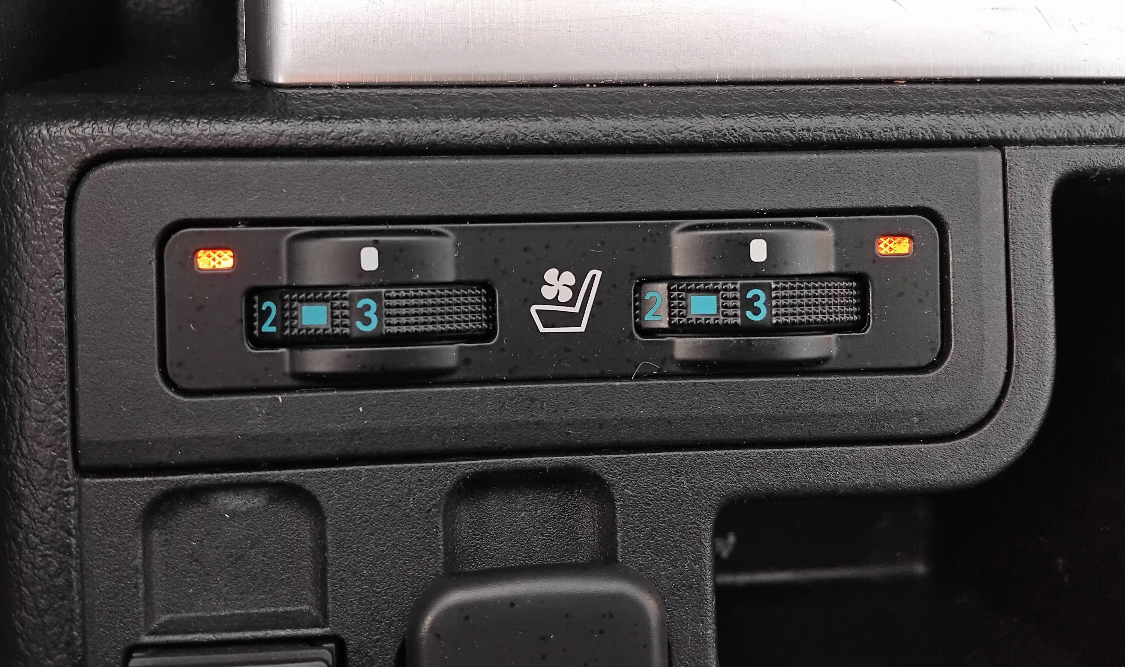Toyota Land Cruiser Land Cruiser 2.8 D-4D Automatik Executive — photo 12