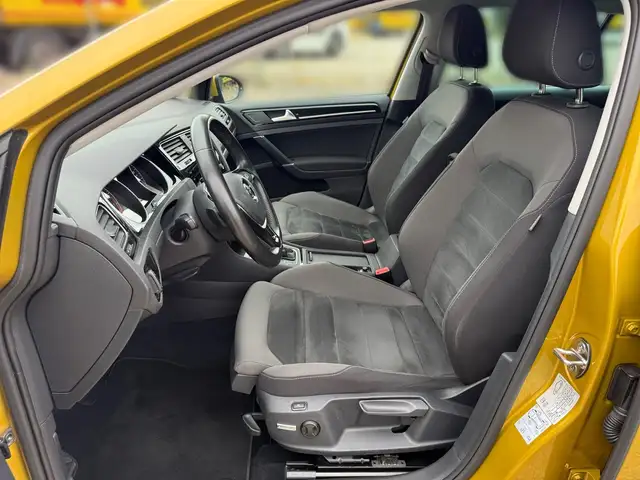 Volkswagen Golf view 7