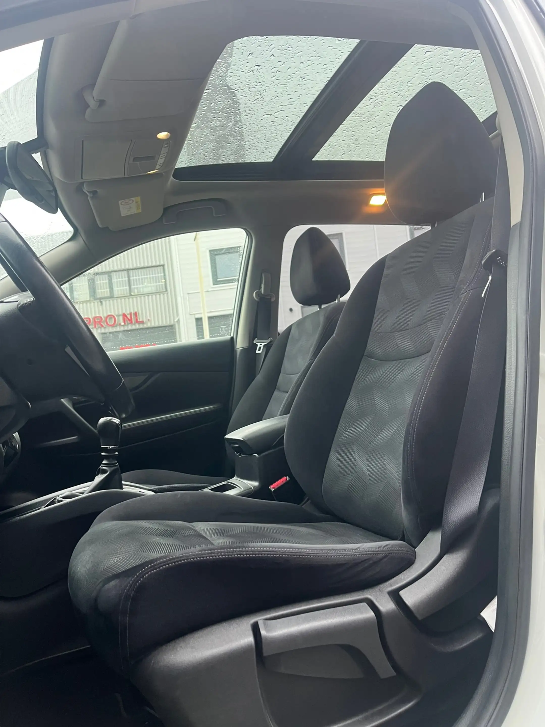 Nissan X-Trail 1.6 DIG-T Connect Edition — photo 8
