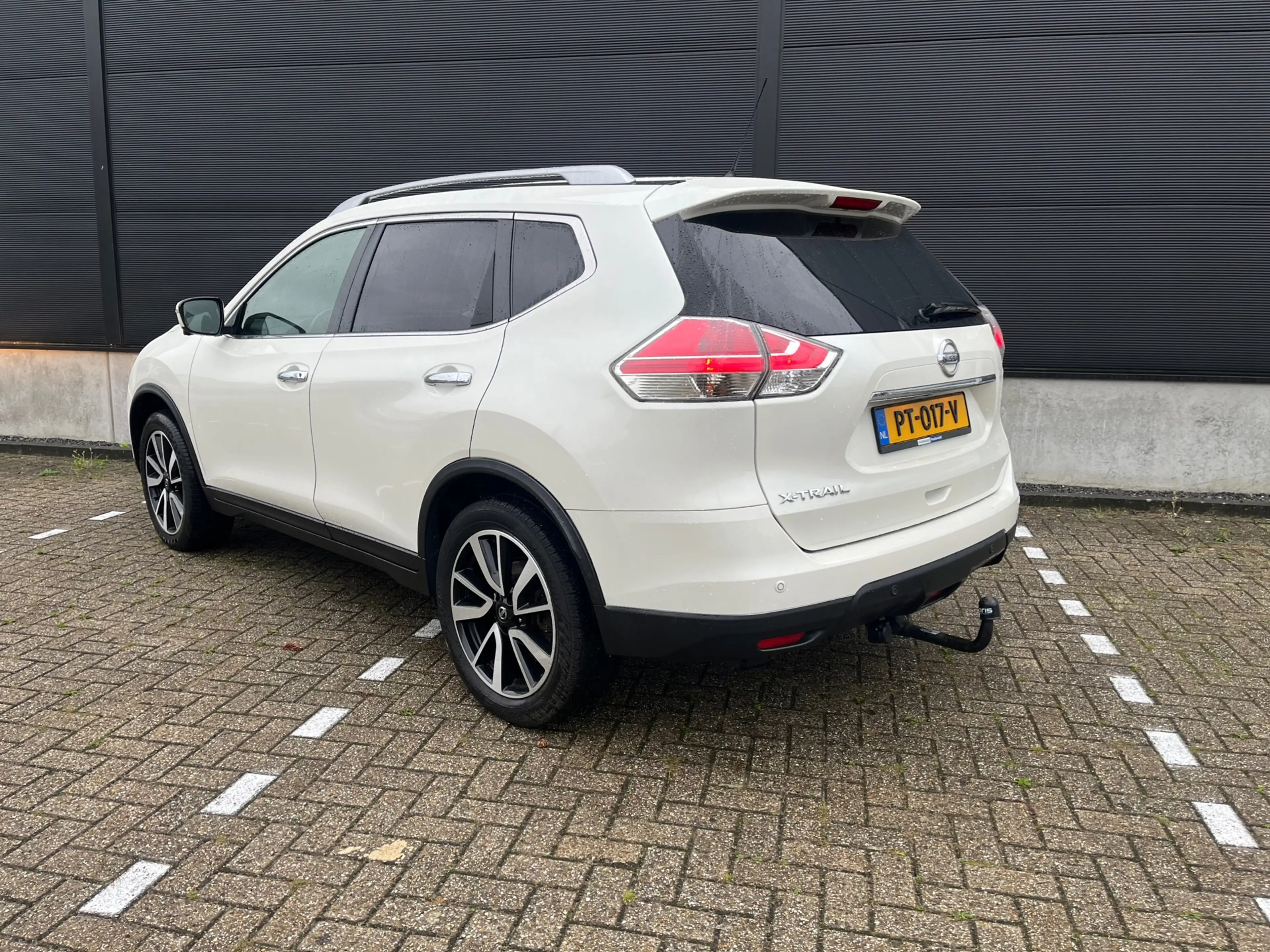 Nissan X-Trail 1.6 DIG-T Connect Edition — photo 3