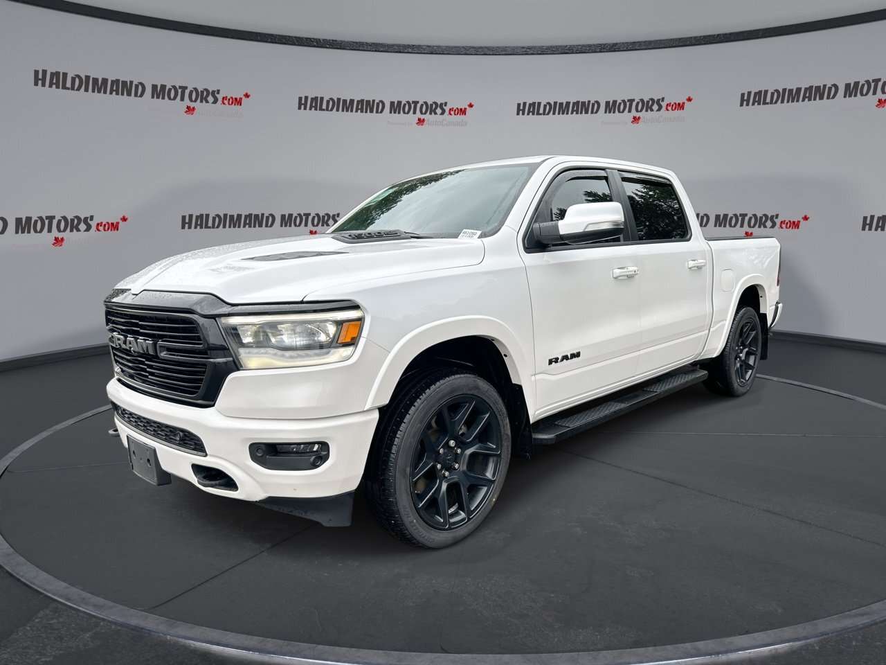 2020 RAM 1500 Laramie 5'7 Box Crew Cab 4x4 | No Accidents