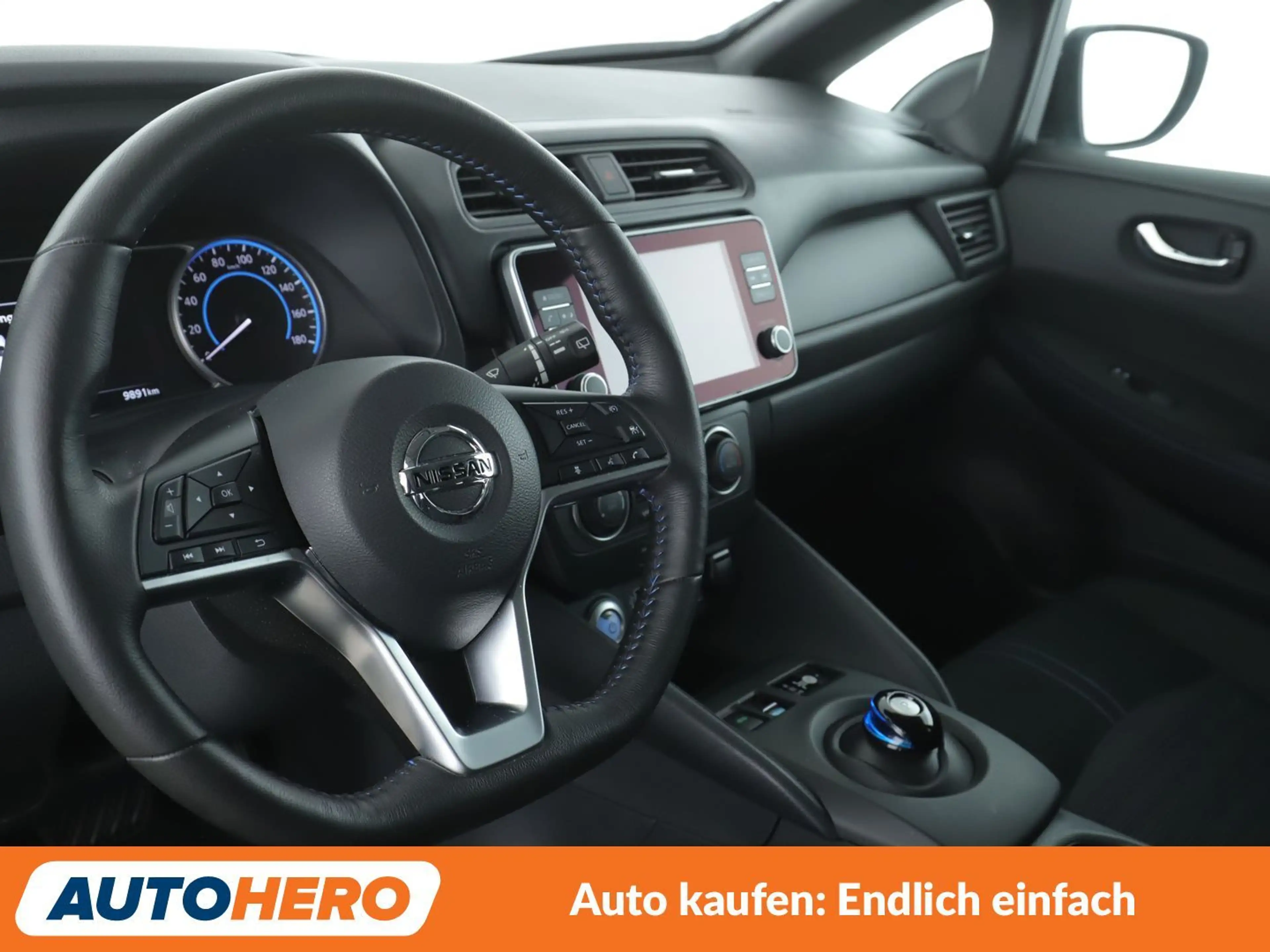 Nissan Leaf electric drive 110 kW Acenta — photo 11