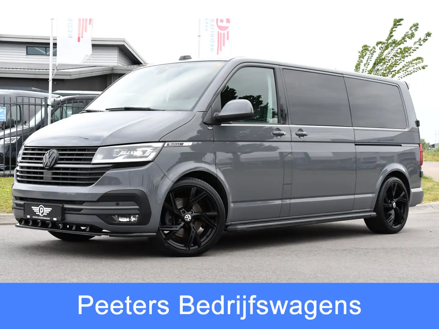 Volkswagen Transporter 2.0 TDI L2H1 32 DC Bulli Virtual, Adaptieve Cruise Grijs - 1