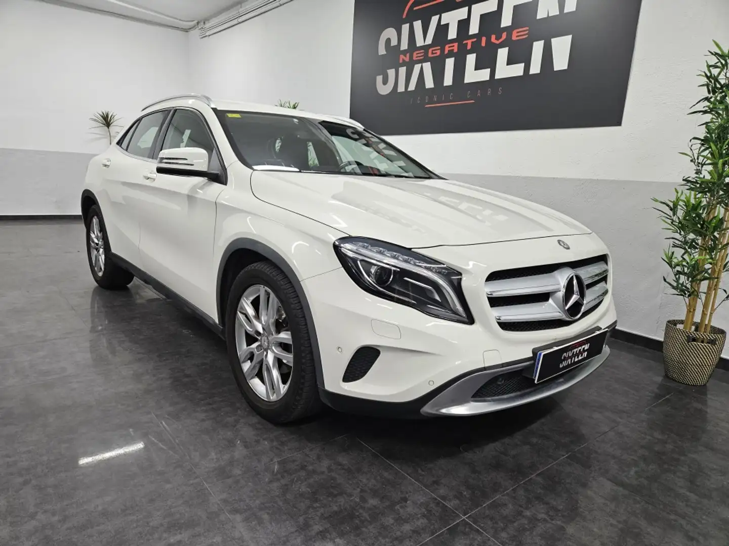 Mercedes-Benz GLA 200 200CDI Style Blanco - 2