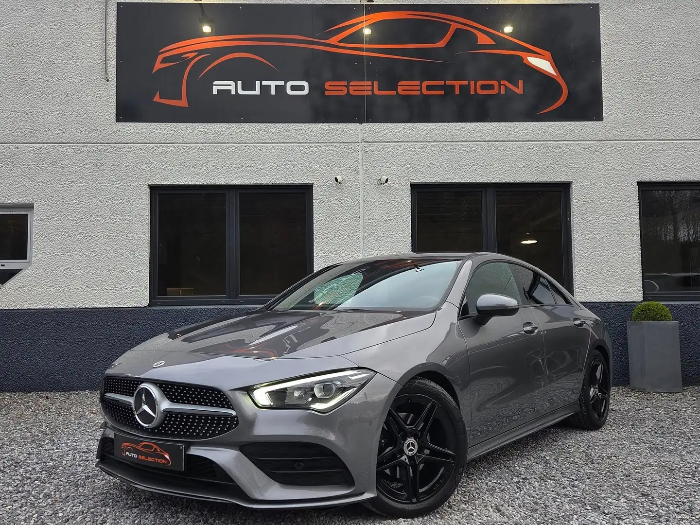 Mercedes-Benz CLA 180 PACK AMG - FULL LED - CAMERA - DYN. SELECT Gris - 1