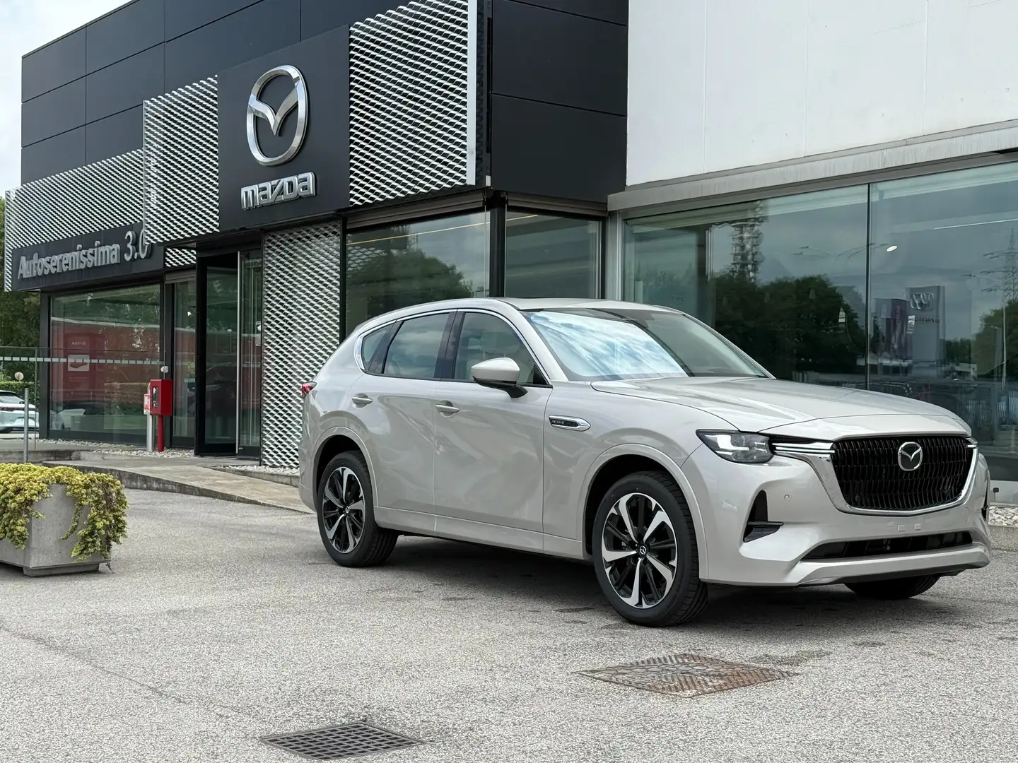 Mazda CX-60 3.3 m-hybrid Takumi Sunroof DriverAss rwd 200cv Grigio - 1