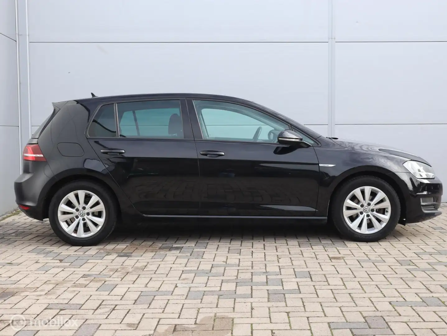 Volkswagen Golf 1.0 TSI Comfortline PDC Camera Cruise Clima Nero - 2