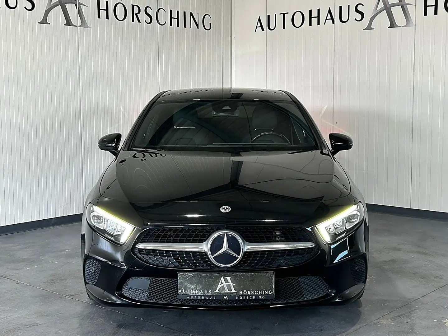 Mercedes-Benz A 180 d Limousine//STERNHIMMEL// Schwarz - 2