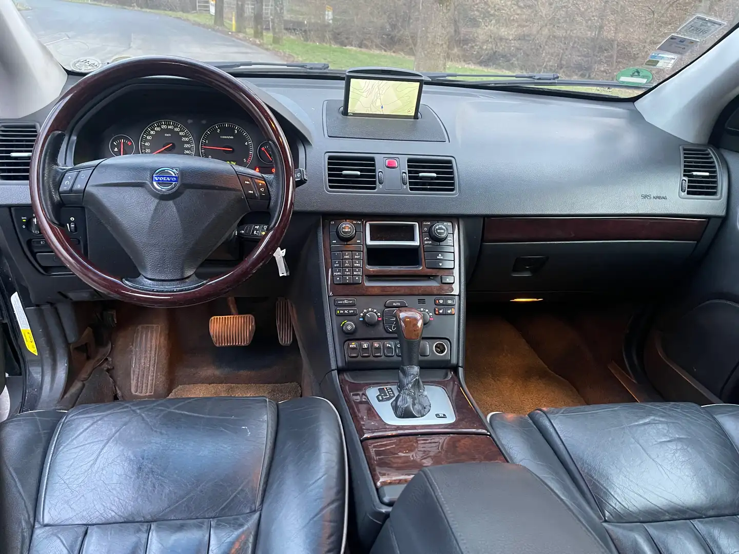 Volvo XC90 D5 7 Sitz Automatik Allrad AHK TÜV Neu Fekete - 1