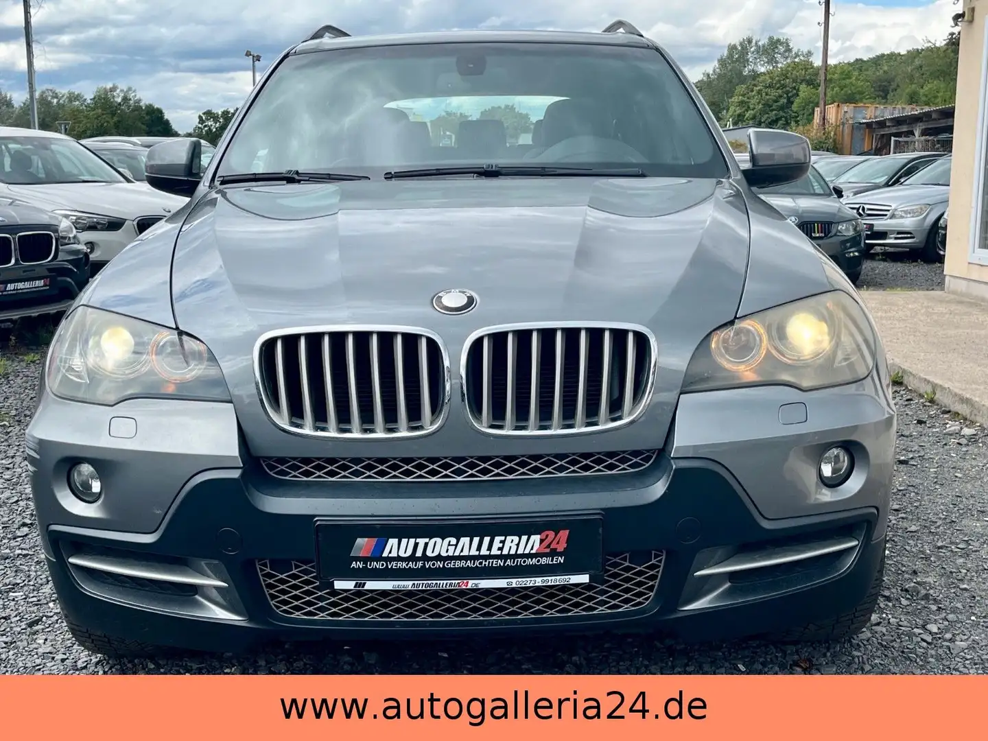 BMW X5 xDrive35d Aut. SPORTPAKET Navi Pano 20" Leder Gris - 2