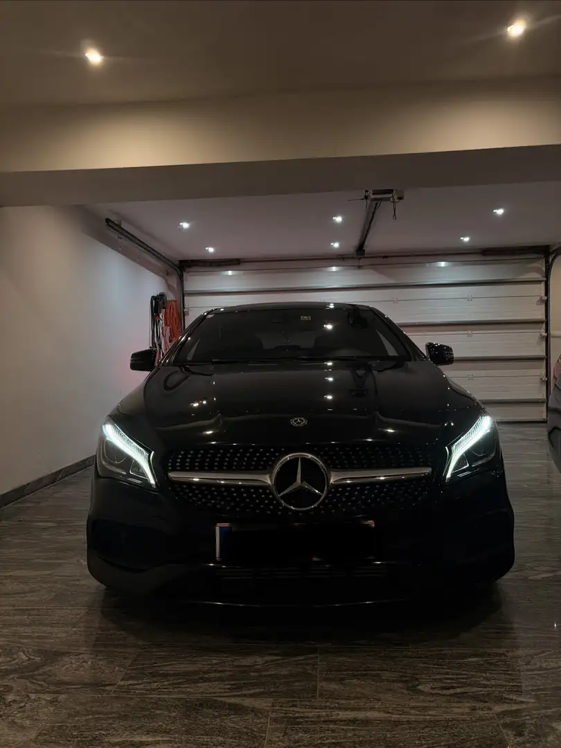 Mercedes-Benz CLA 220 d 7G-DCT AMG Line - 1