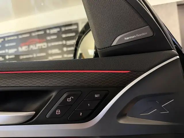 BMW X3 view 12