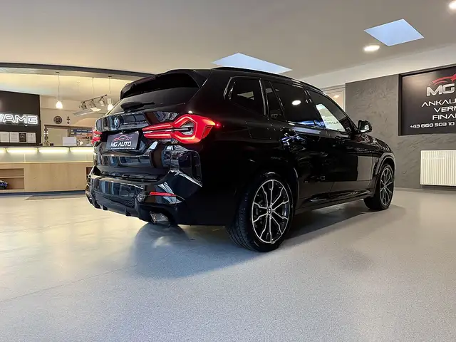 BMW X3 view 7