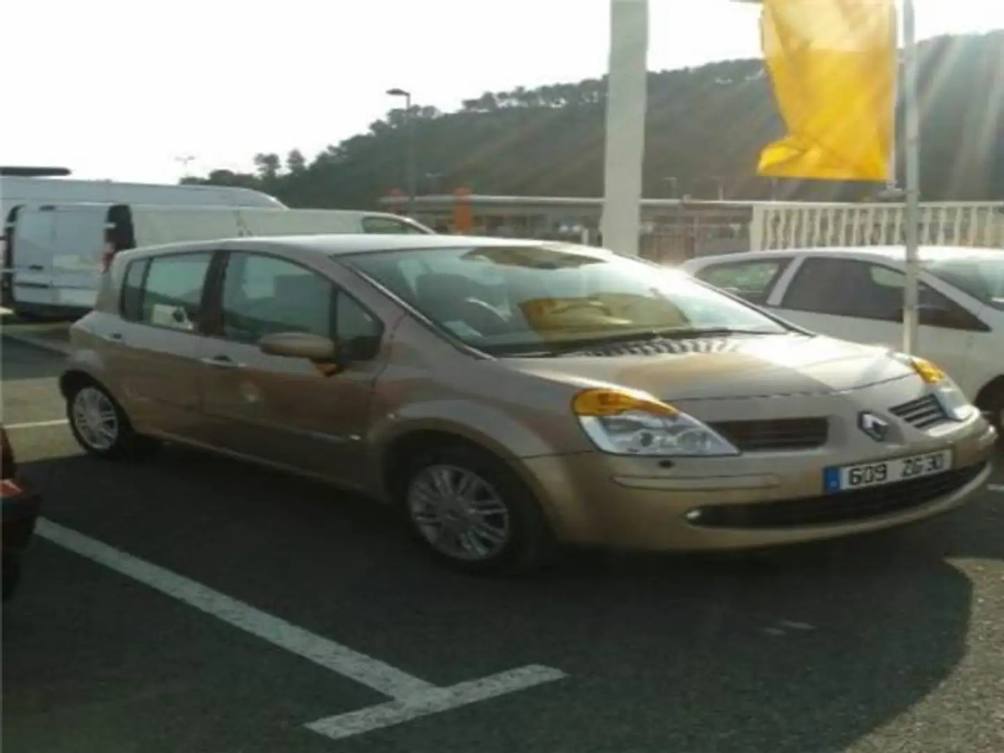Renault Modus 1.5 DCI80 INITIALE Brown - 1