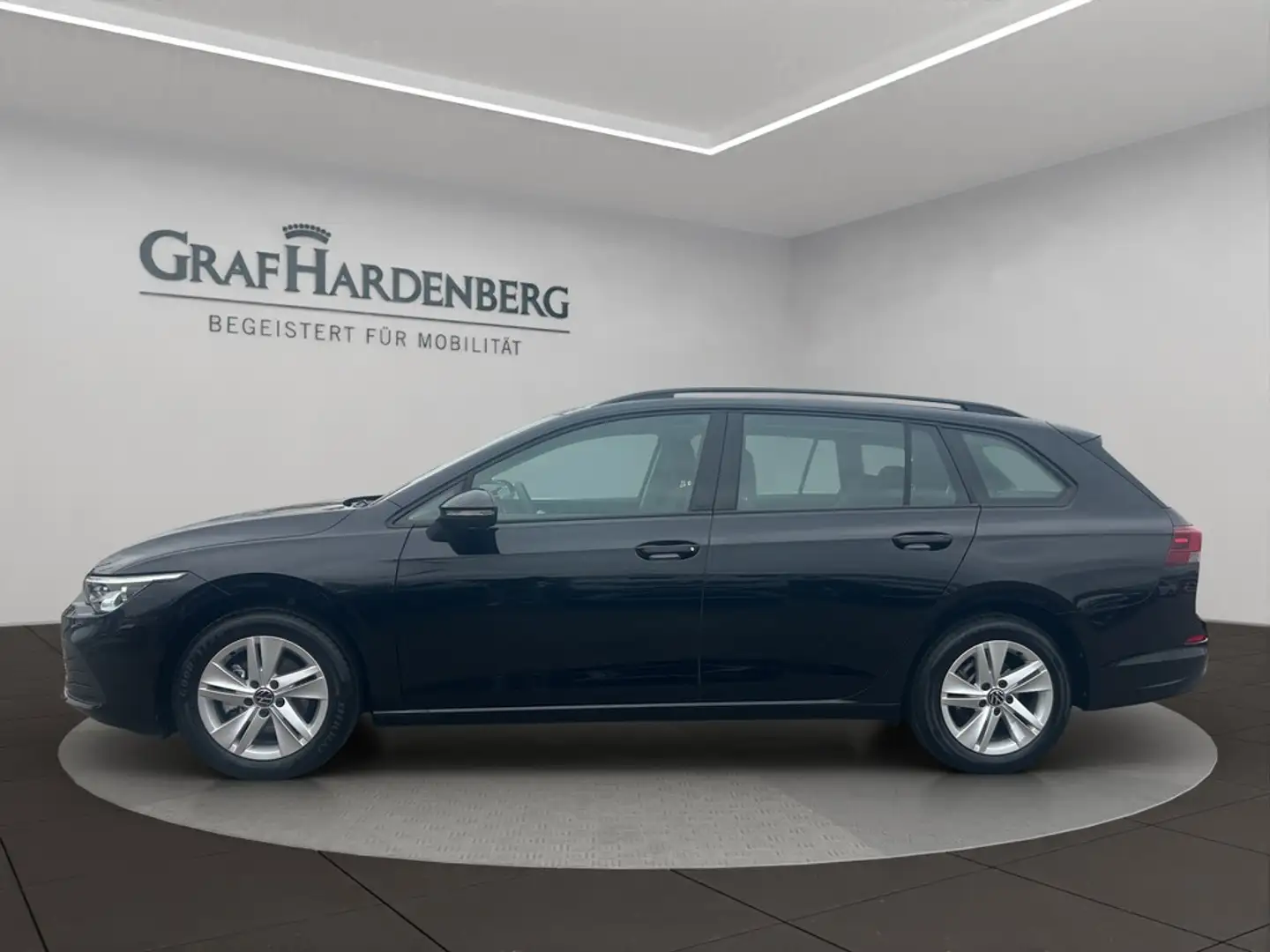 Volkswagen Golf VIII Variant 1.5 eTSI DSG Life ACC NAVI PDC Schwarz - 2