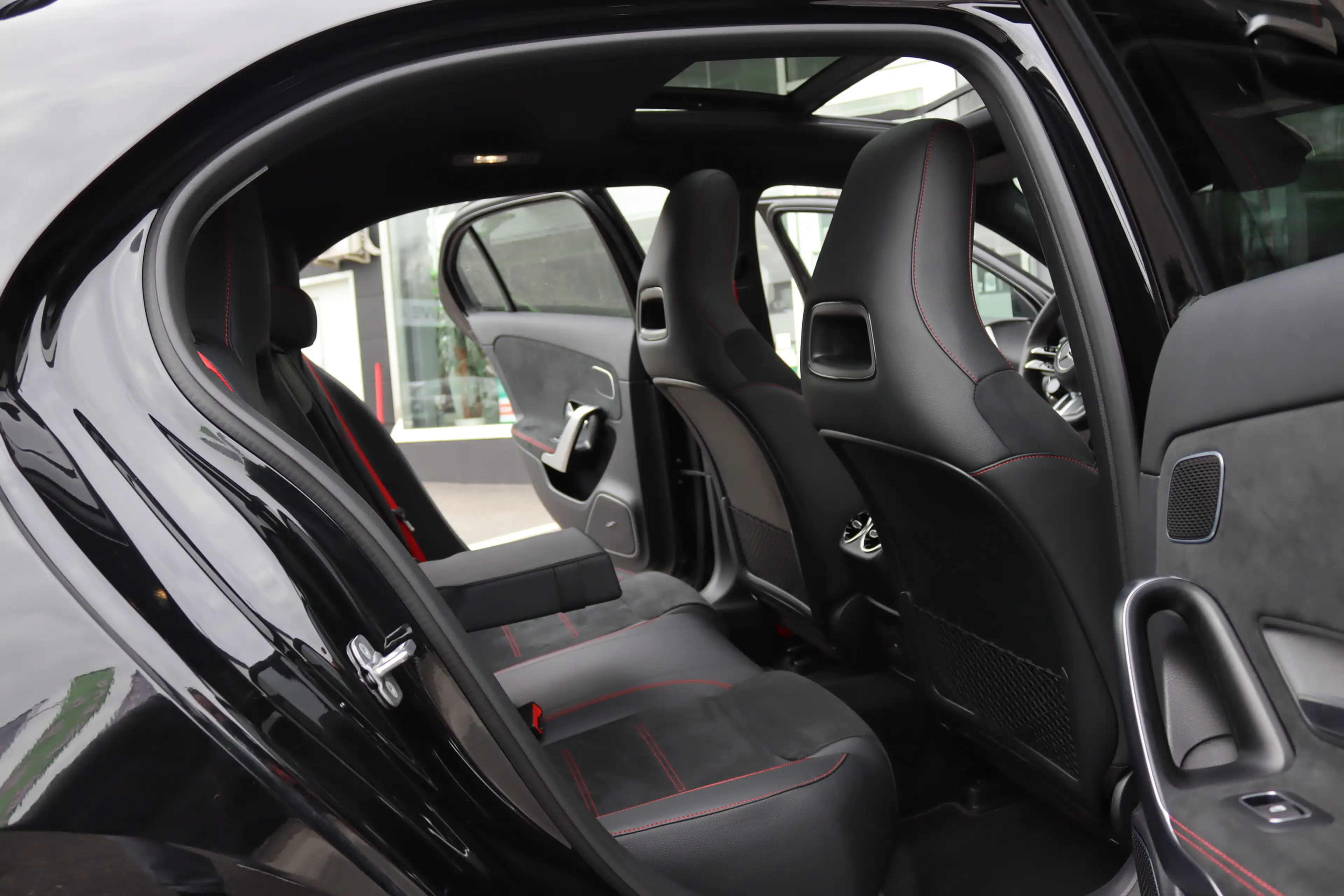Mercedes-Benz A 45 AMG S 421CV 4MATIC+ PANO HEADUP BURMESTER LAZER BLACK — photo 10