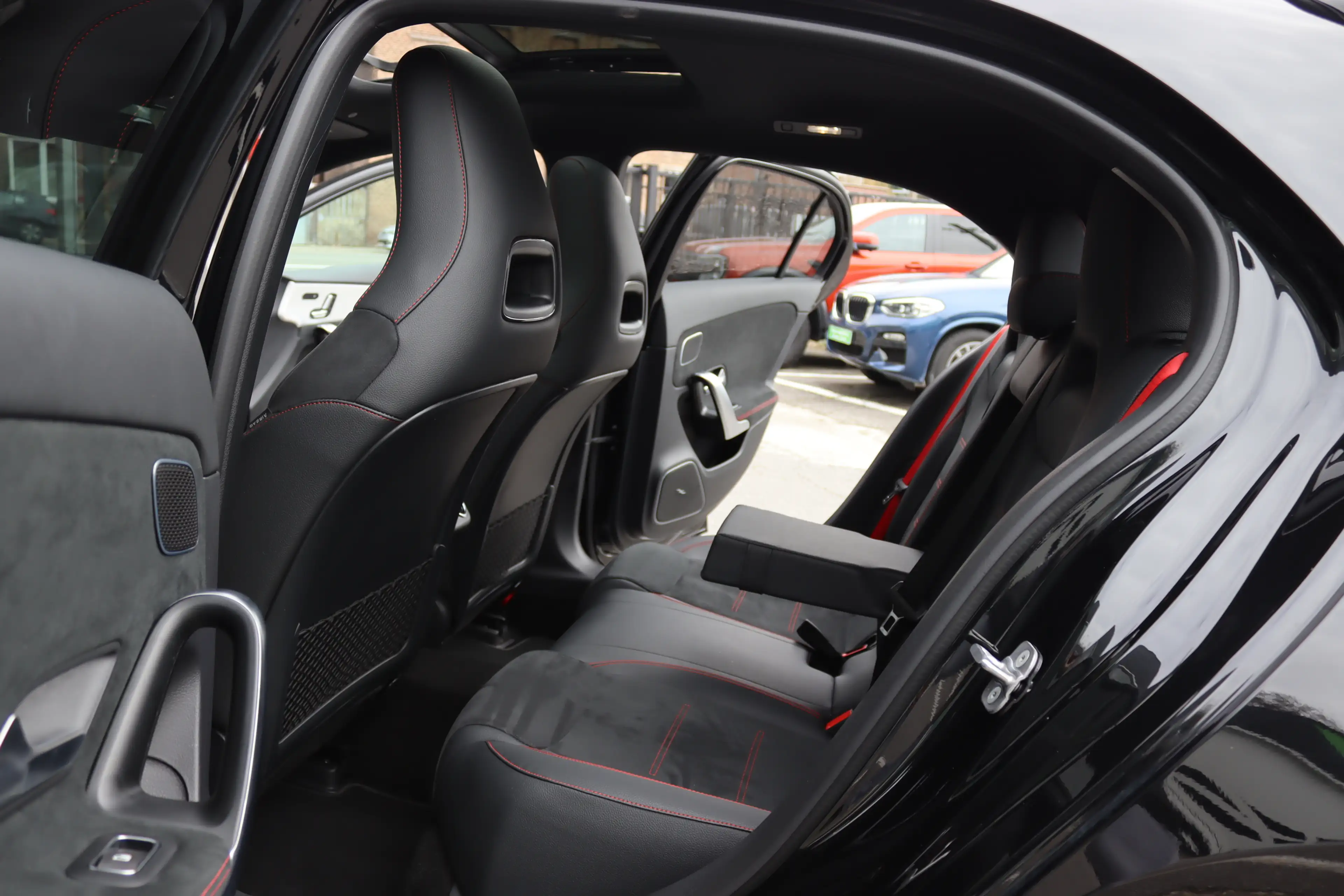 Mercedes-Benz A 45 AMG S 421CV 4MATIC+ PANO HEADUP BURMESTER LAZER BLACK — photo 8