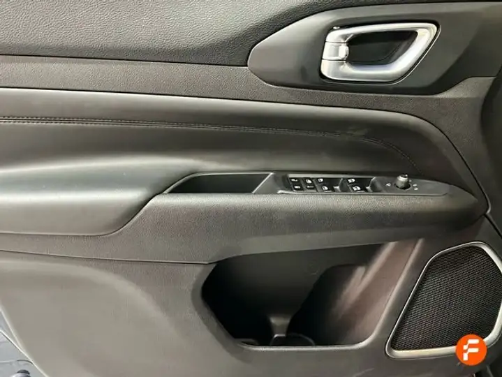 Jeep Compass 1.3 PHEV Limited AT AWD 2023, foto 19